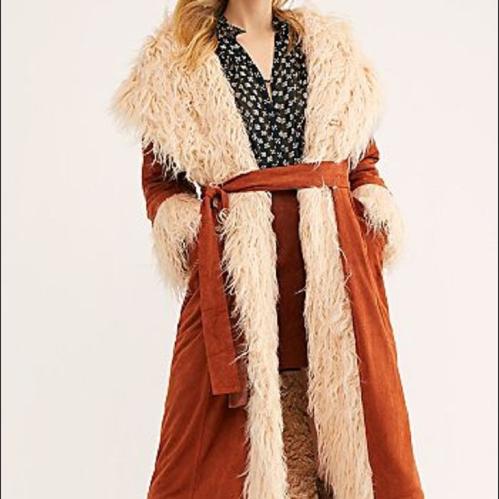 SALE: OFFER $425 TODAY ONLY Joan Jacket - Picture 4 of 14